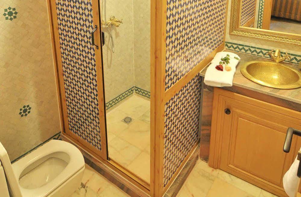 Dar Al Madina Al Kadima Hotel Fes Ngoại thất bức ảnh