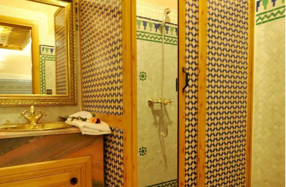 Dar Al Madina Al Kadima Hotel Fes Ngoại thất bức ảnh